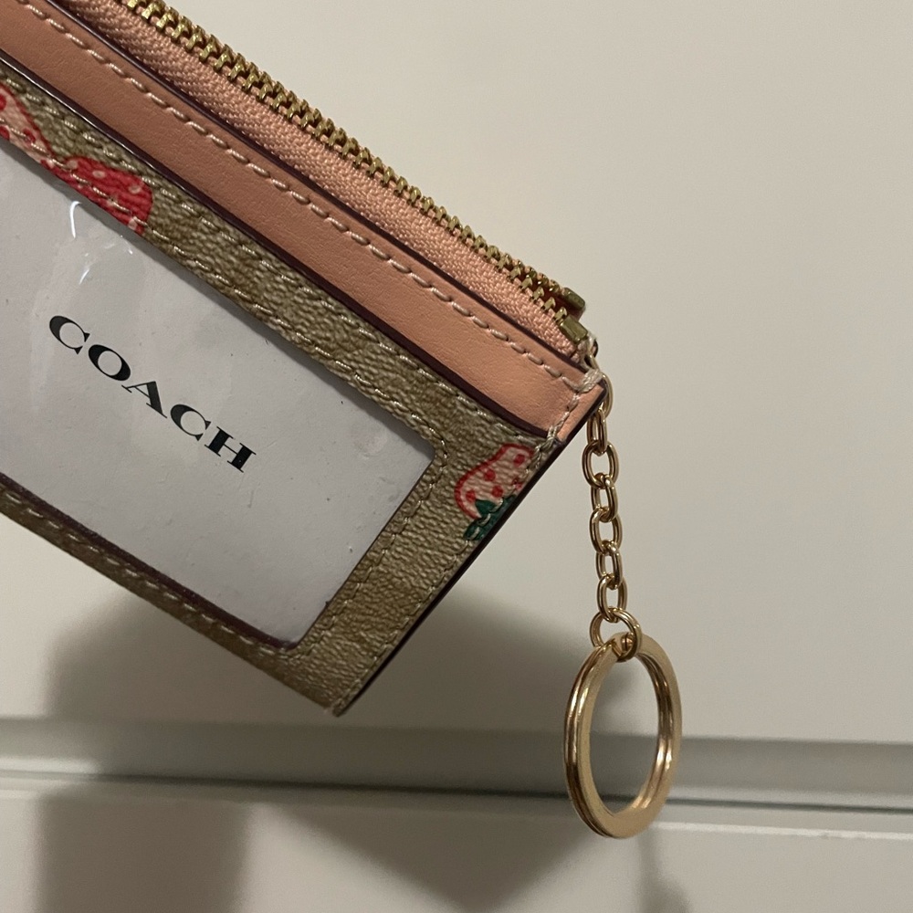 SOLD Coach Strawberry Mini Skinny ID case - Picture 6 of 11